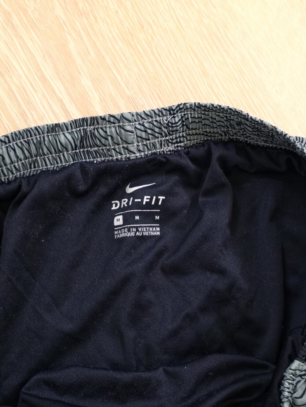 Nike Dri Fit Running Shorts Size M - Picture 3 of 4